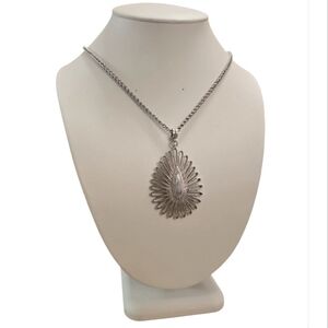 Vintage Signed Silver Tone Pendant Necklace.